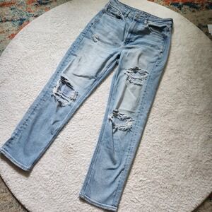 American Eagle Mom Straight Jean Light Wash Distressed Ripped Size 6‎ Regular